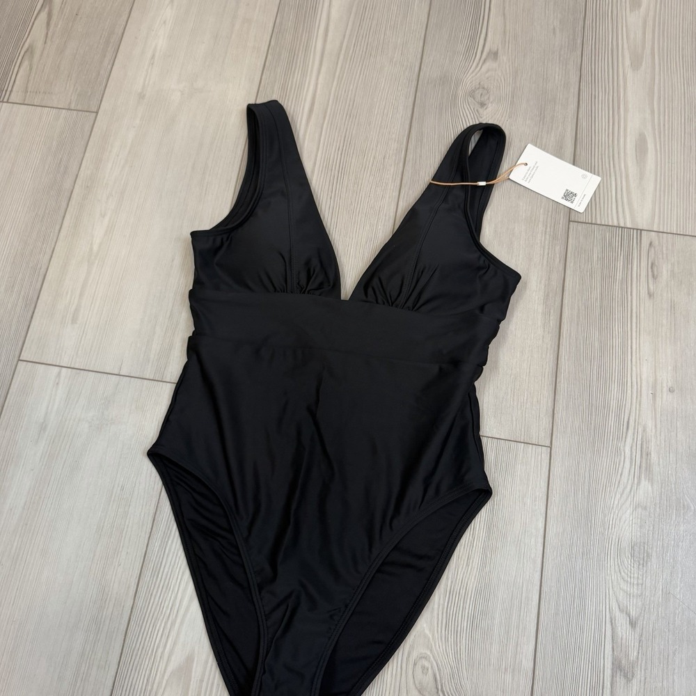 NWT Quince Italian Plunge One-Piece Swimsuit, Large, Black - Picture 4 of 12